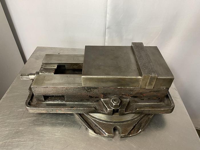 Used PRECISION VISE !