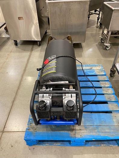 Used DOUGHPRO COUNTERTOP PIZZA DOUGH PRESS WITH COMPRESSOR; DP1300