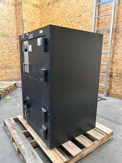 Used BOSTELMAN SAFE & VALULT