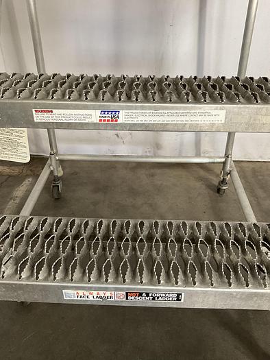 Used 3 STEPS TRI-ARC LADDER