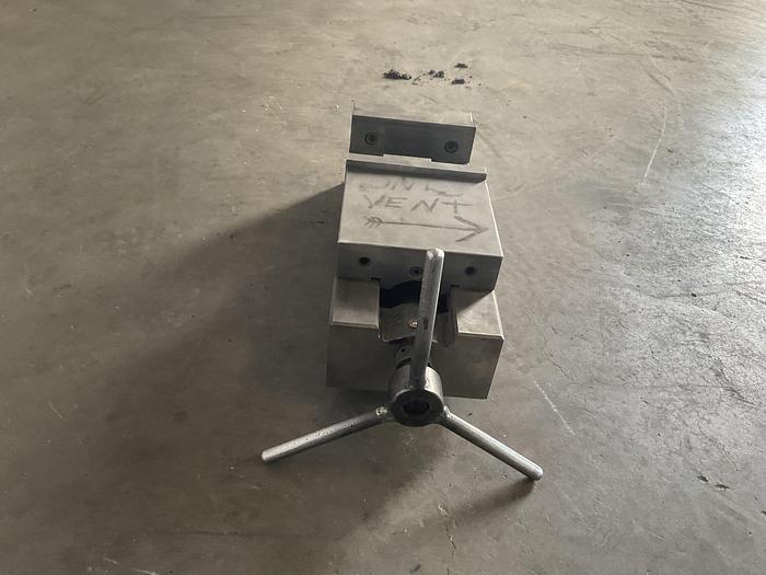 Used MACHINE SHOP MILLING VISE !
