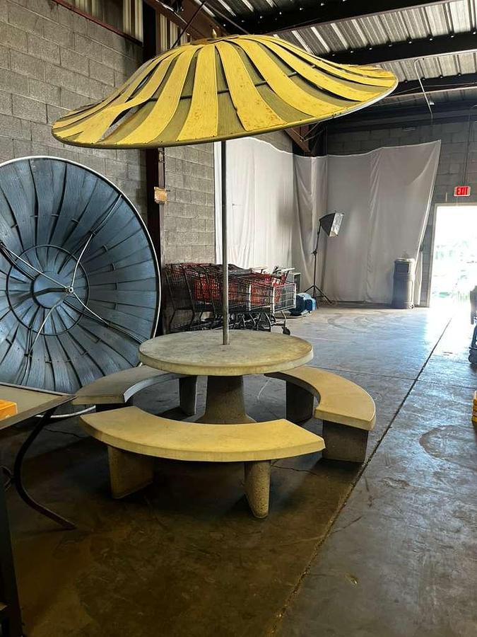 Used CONCRETE PATIO SET TABLE WITH 3 CURVED BENCHES.