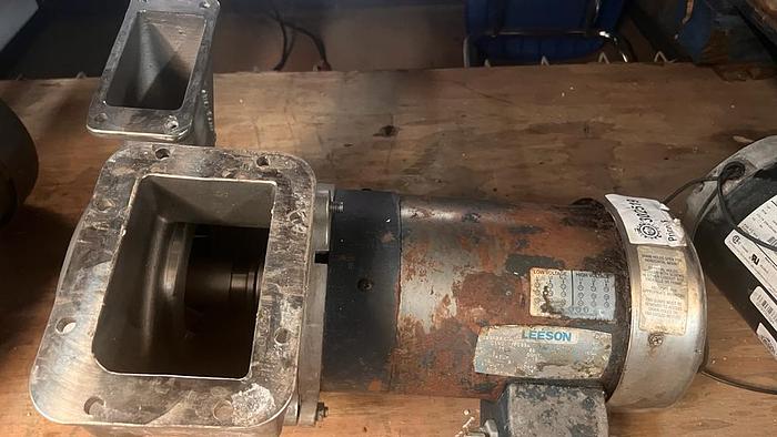 Used 2HP LEESON WATER PUMP./\