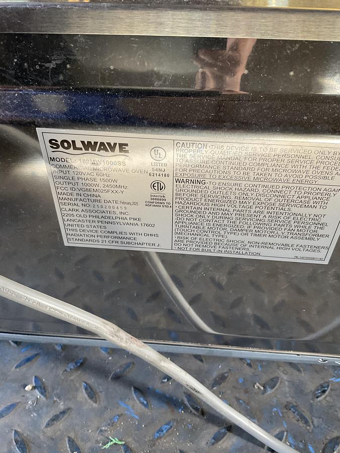 Used SOLWAVE COMMERCIAL MICROWAVE OVEN – 1000W OUTPUT, 120V, STAINLESS STEEL