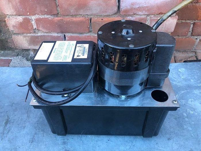 Used WATER PUMP THERMOPLASTIC CONDENSATE REMOVAL LITTLE GIANT VCL-45ULS.-