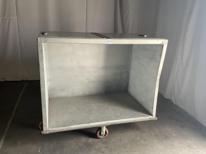 Used METRO STORAGE CART MODEL T68A