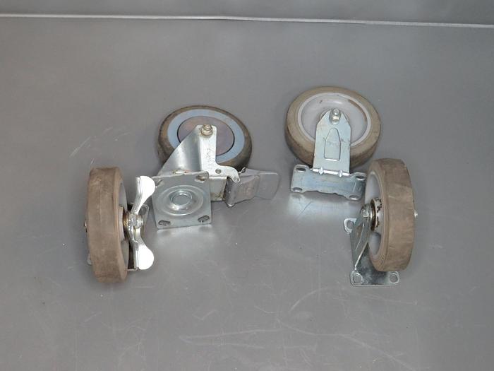 Used SWIVEL CASTERS SILVER !