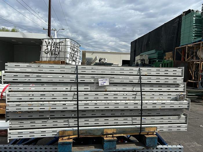Used 6FT RIDGE U-RACK UPRIGHTS