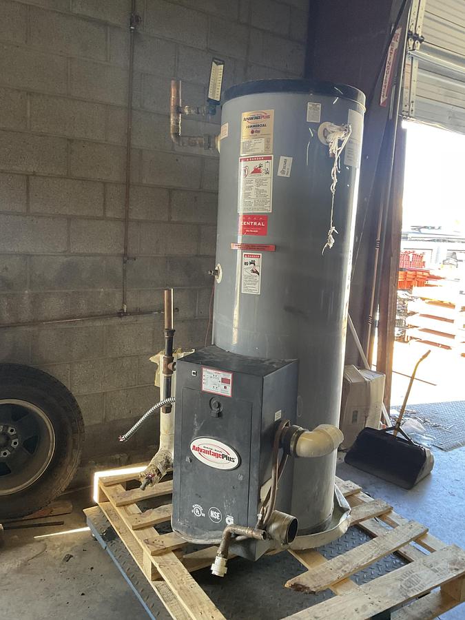 Used RHEEM–RUUD ADVANTAGE PLUS COMMERCIAL GAS WATER HEATER – 80 GAL, 160,000 BTU/HR