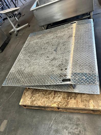 Used 4FT ALUMINIUM HEAVY DUTY FORKLIFT LOADING DECK RAMP 