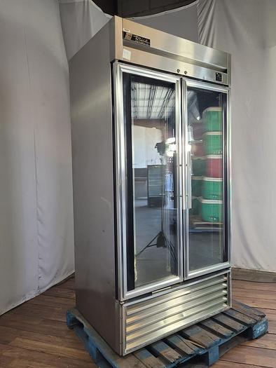 Used COMMERCIAL TRUE REACH-IN REFRIGERATOR-TS-35G