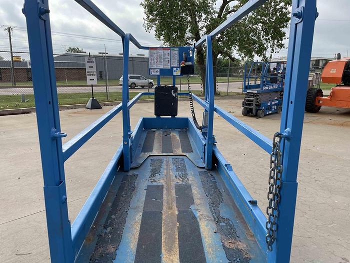 Used Scissor Lift-19' 2Wd Electric*