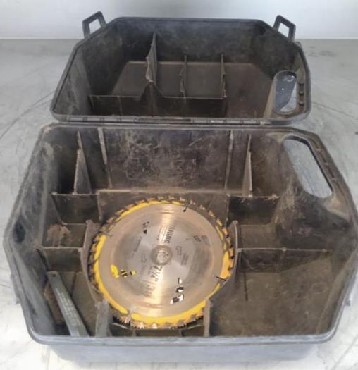 Used SKIL SAW MACHINE KIT LEGEND !