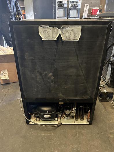 Used MAGIC CHEF BEVERAGE COOLER; MCBC58DST