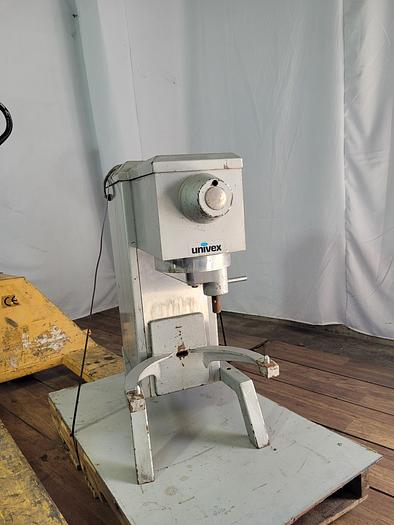 Used 12 QT MIXER UNIVEX, 120 !
