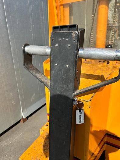 Used ROL-LIFT PALLET STACKER