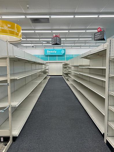 Used MADIX GOLDOLA SHELVING FOR $35.00 PER FEET !