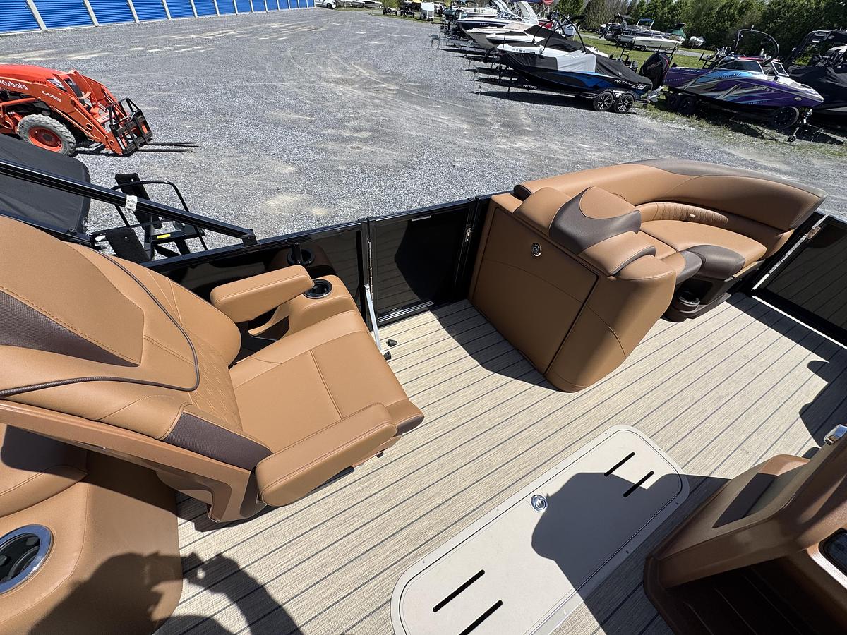 2026 Avalon 25 LSZ QLS