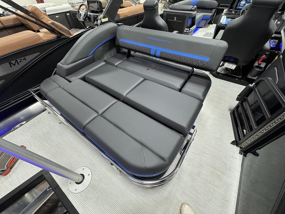 2026 Bennington 24 MSB Sport