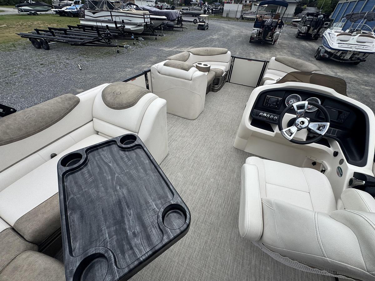 2019 Avalon Catalina 2385 VRB Avalon Catalina 2385 VRB