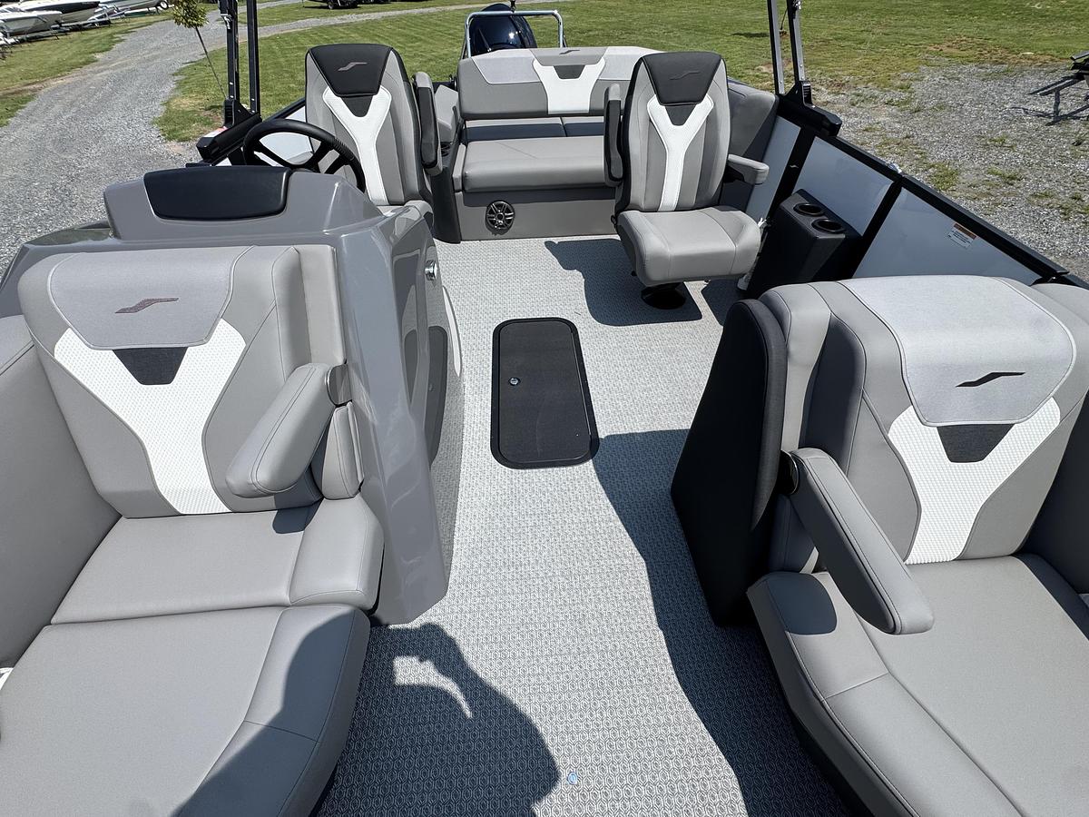 2027 Evotti 521CS 23.5 ft.
