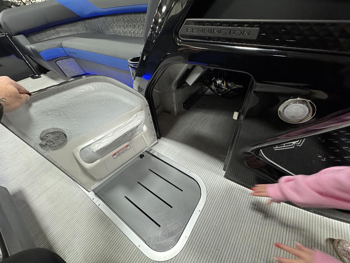 2026 Bennington 24 MSB Sport