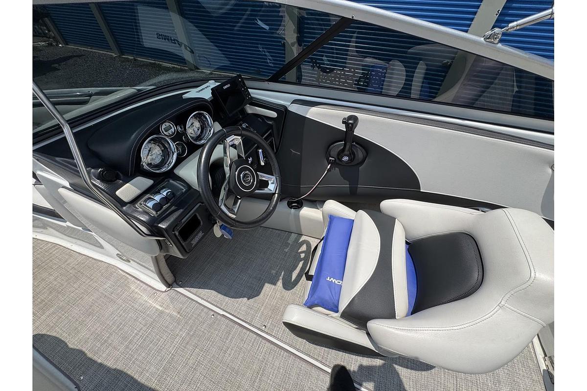 Used 2020 Crownline 225 SS