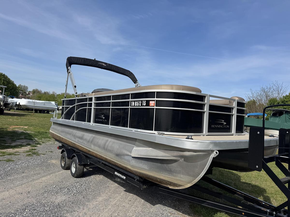 2019 Bennington 22 SL