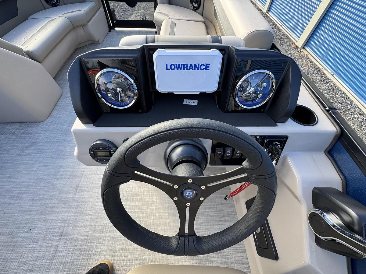 Used 2026 Premier 220 SunScape RL