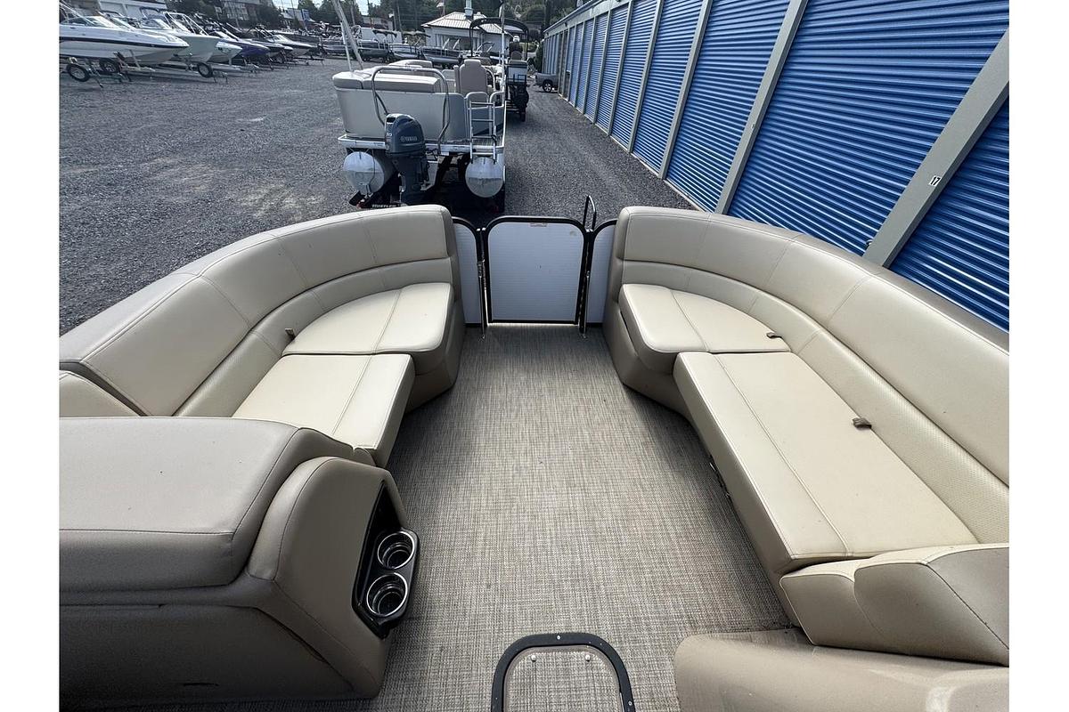 Used 2022 Manitou 23 Aurora LE RF VP II