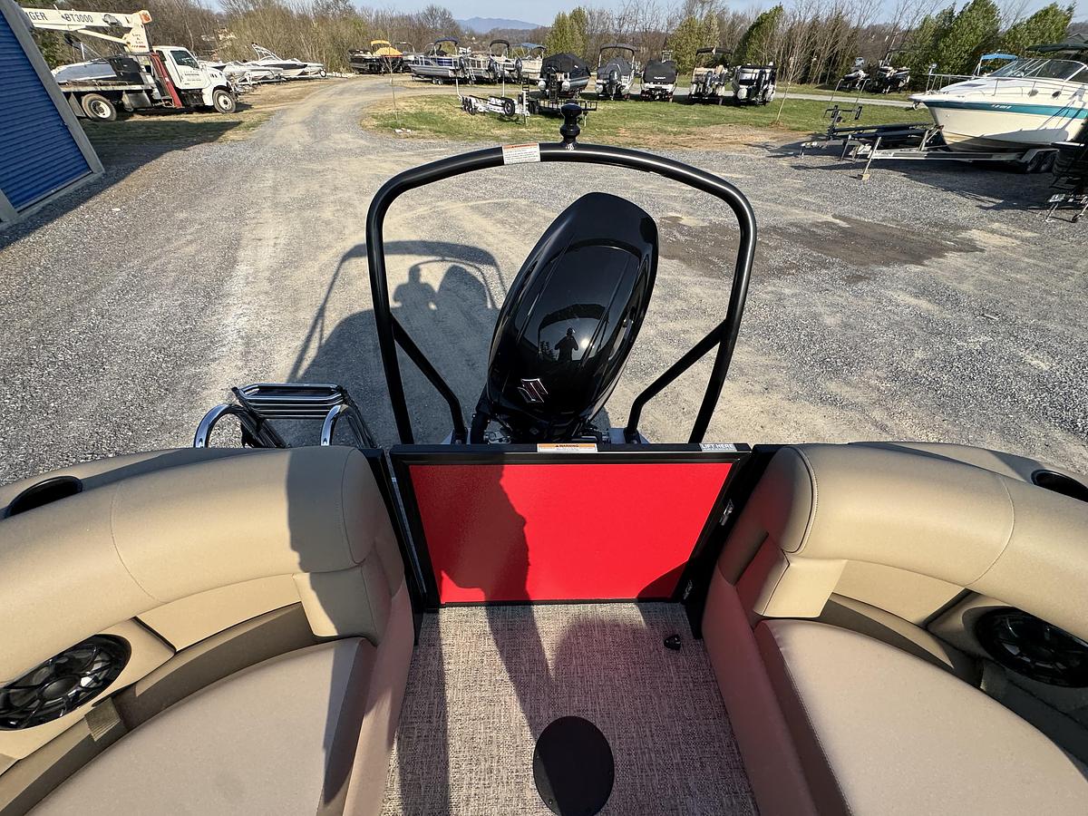 2026 Premier 220 SunScape RF