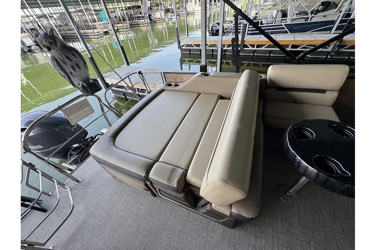 Used 2022 Sweetwater SW 2286 SFL