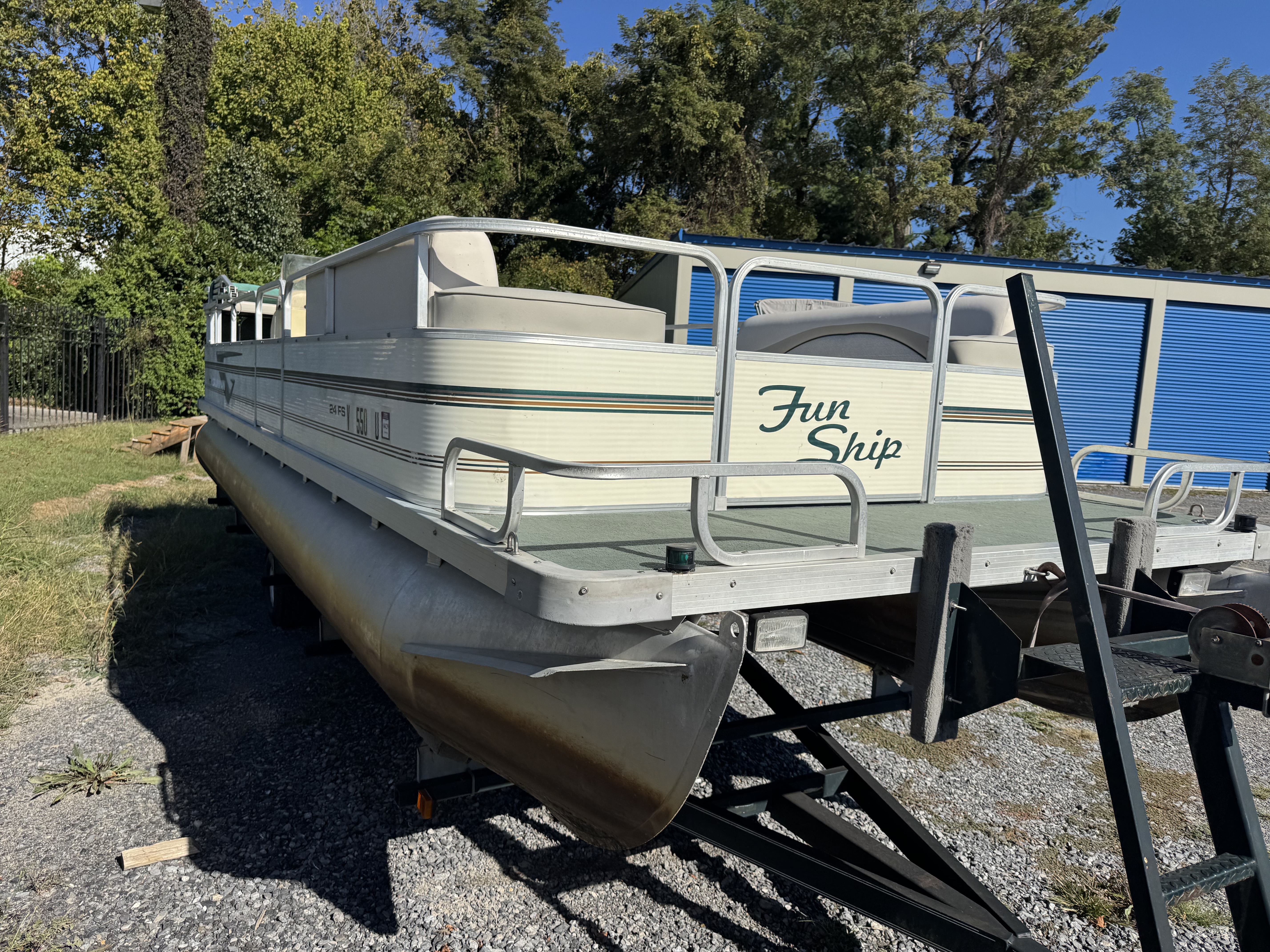 Used 1998 Grumman (Lowe) Fun Ship