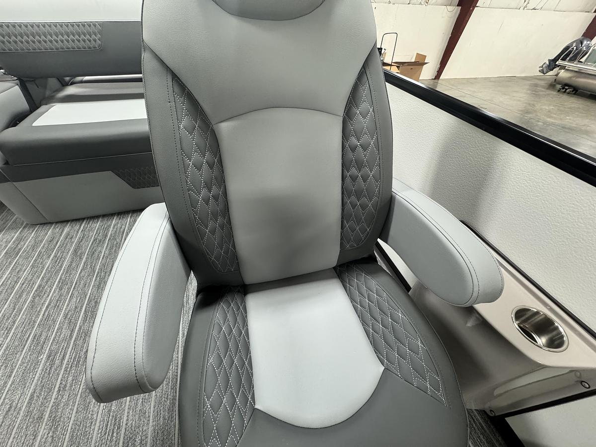 2026 Premier 250 Solaris RL