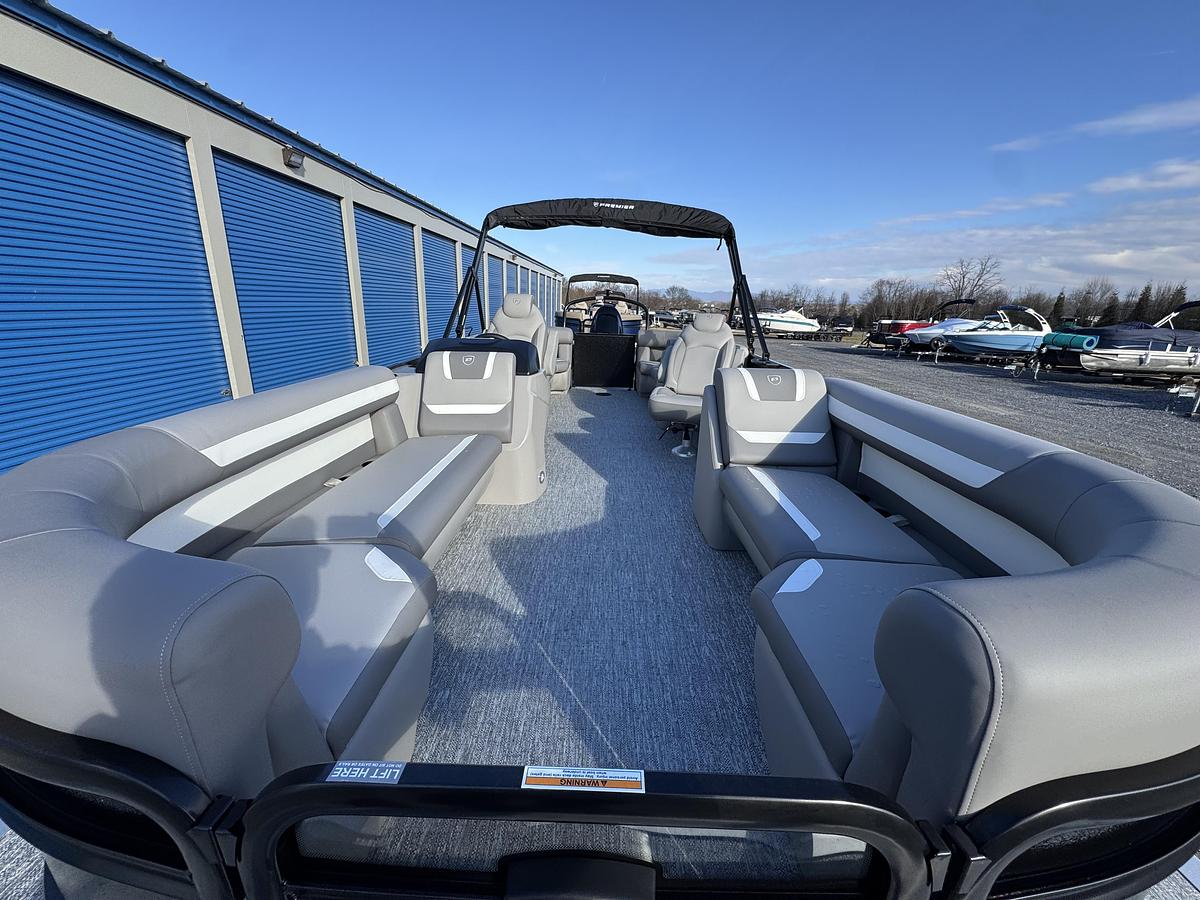 Used 2026 Premier 220 SunScape RF