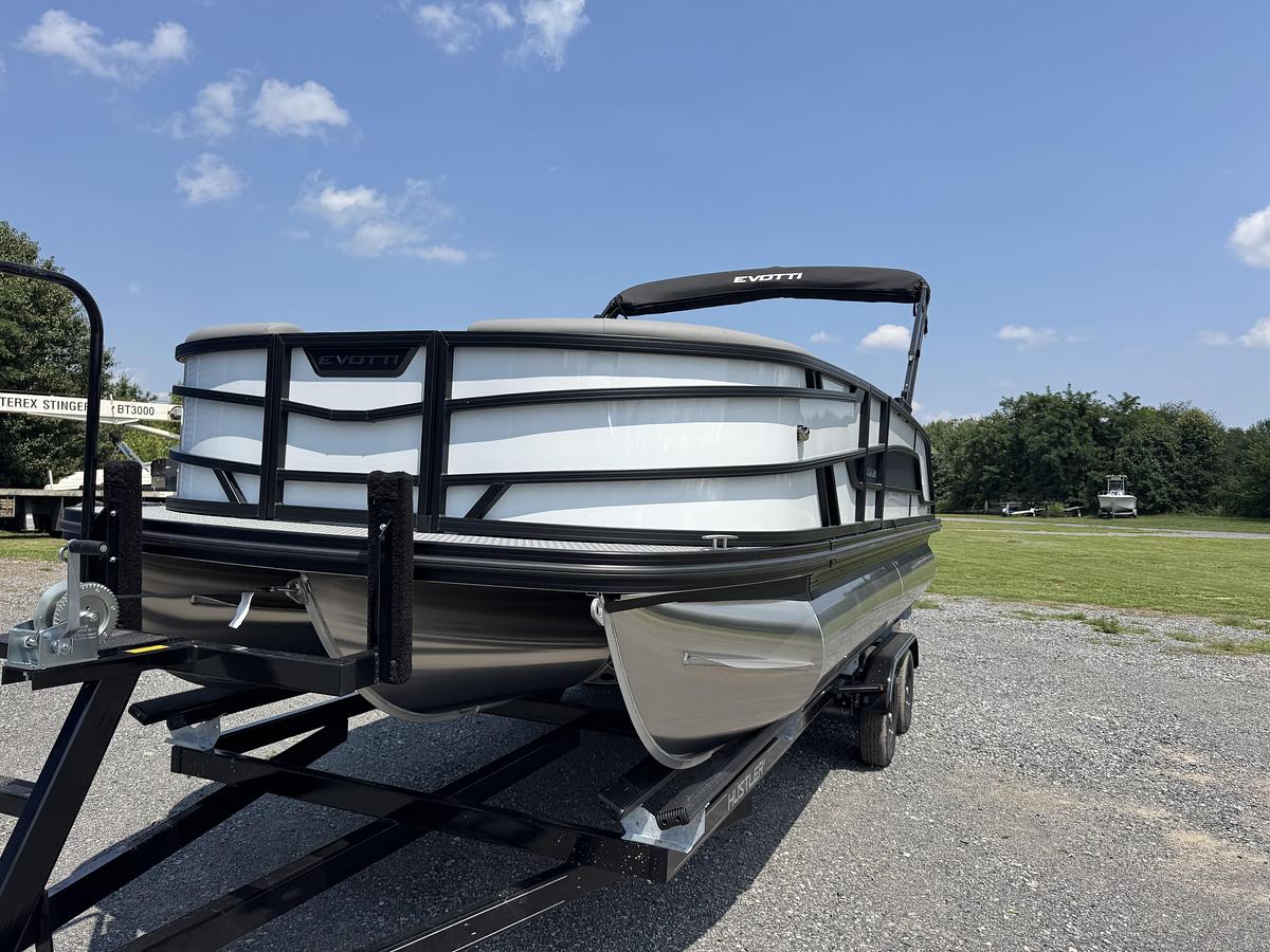 2027 Evotti 521CS 23.5 ft.