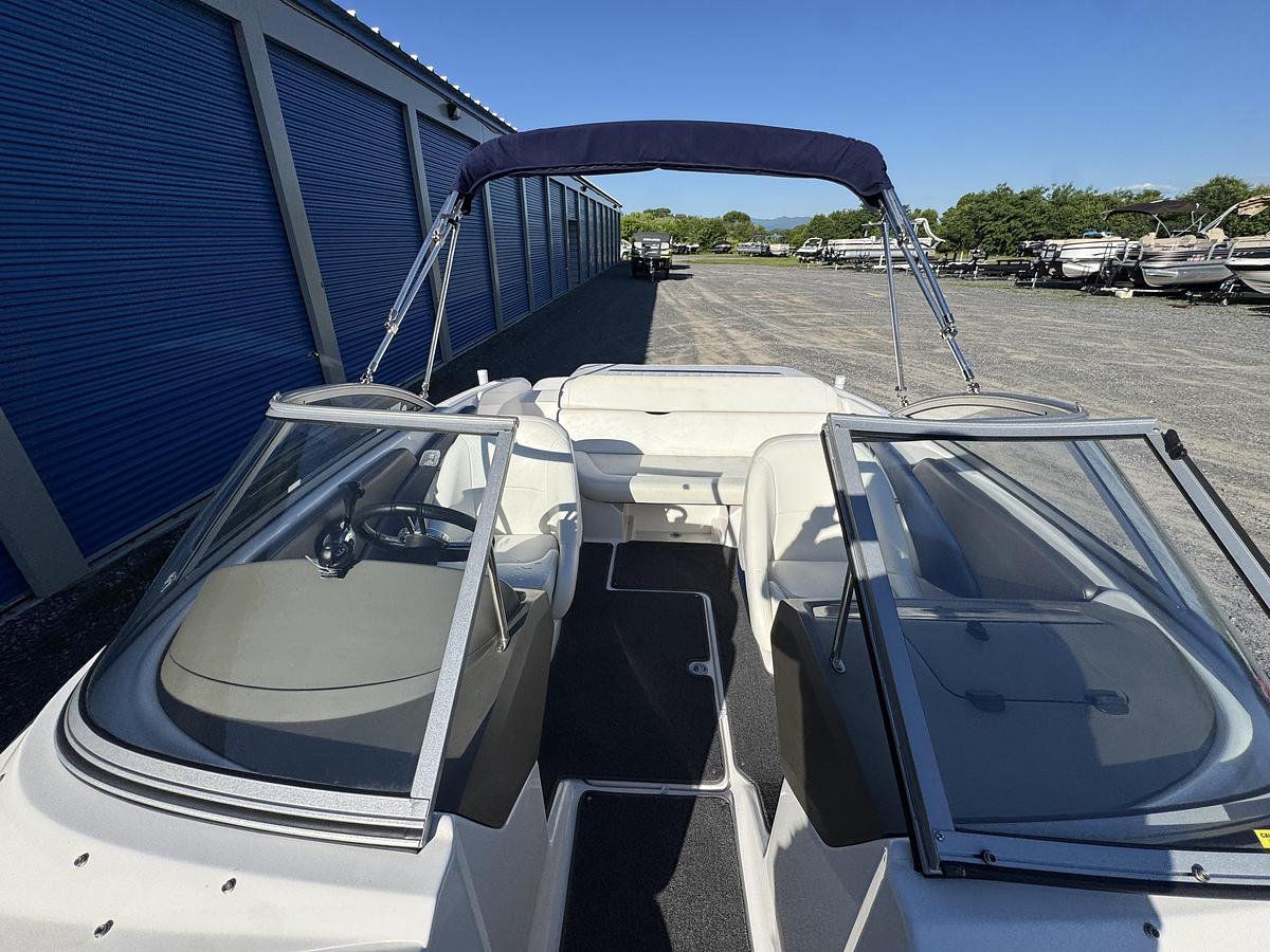 Used 2011 Regal 1900 LE
