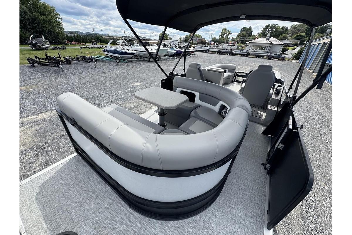 2025 Premier Solaris REV 250