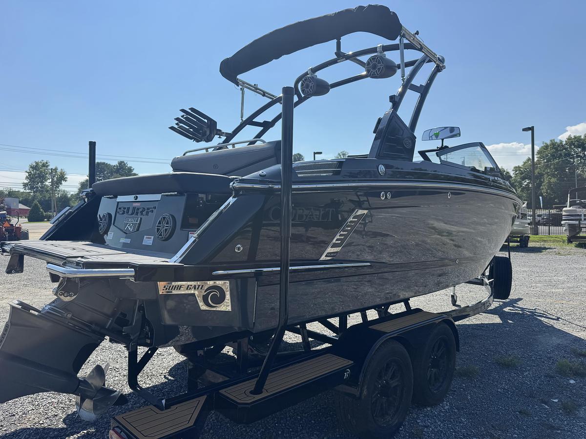 2026 Cobalt R4 Surf
