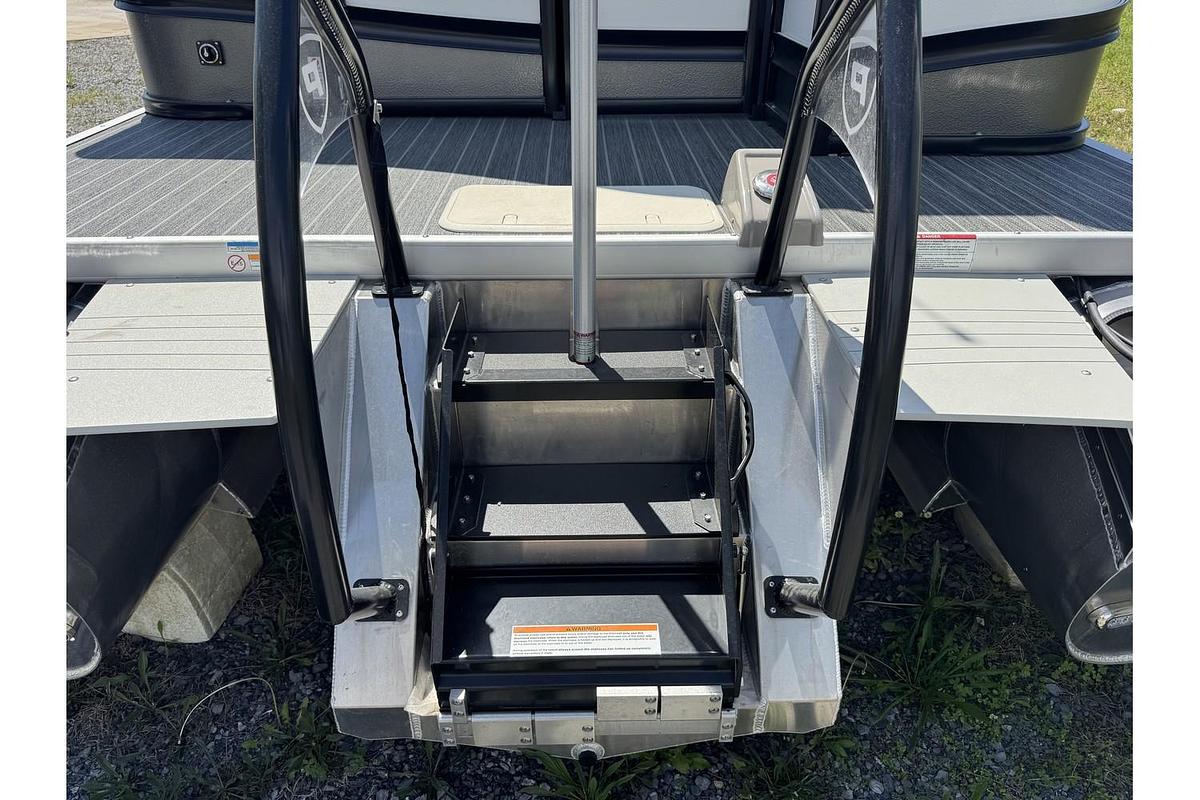 2025 Premier Escalante 330