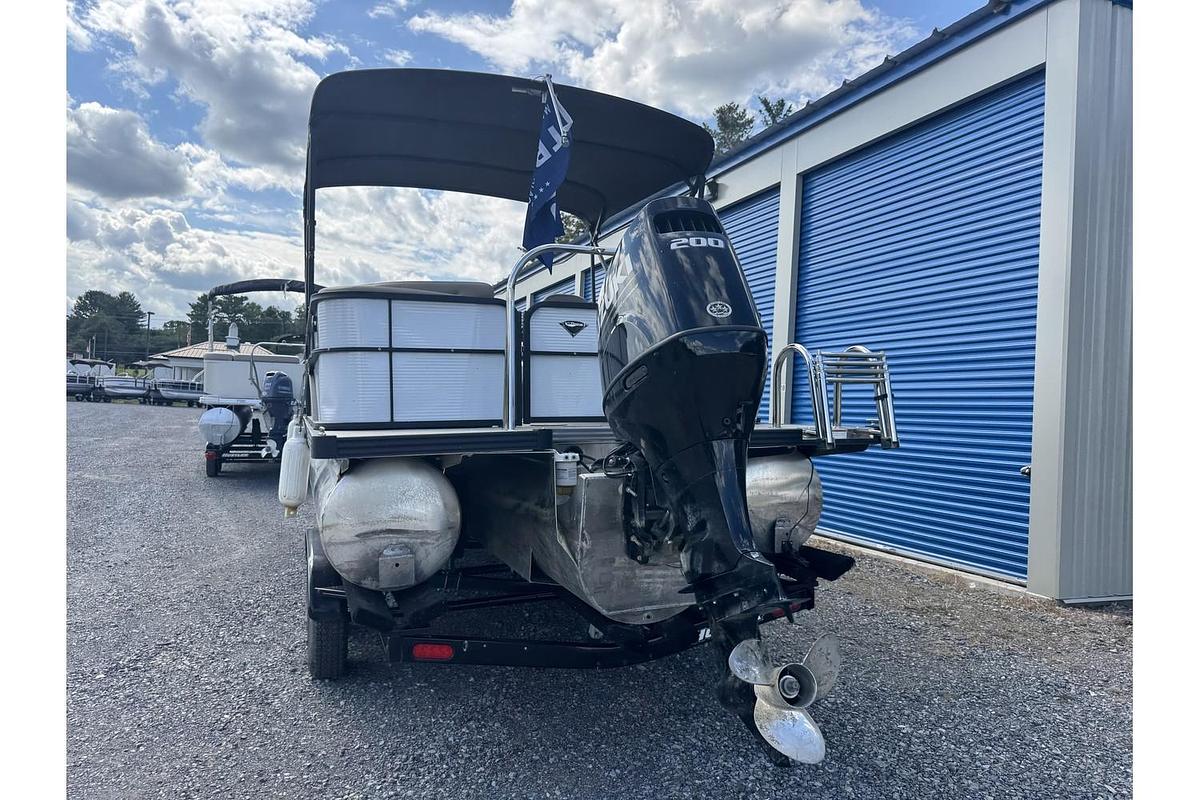 Used 2022 Manitou 23 Aurora LE RF VP II