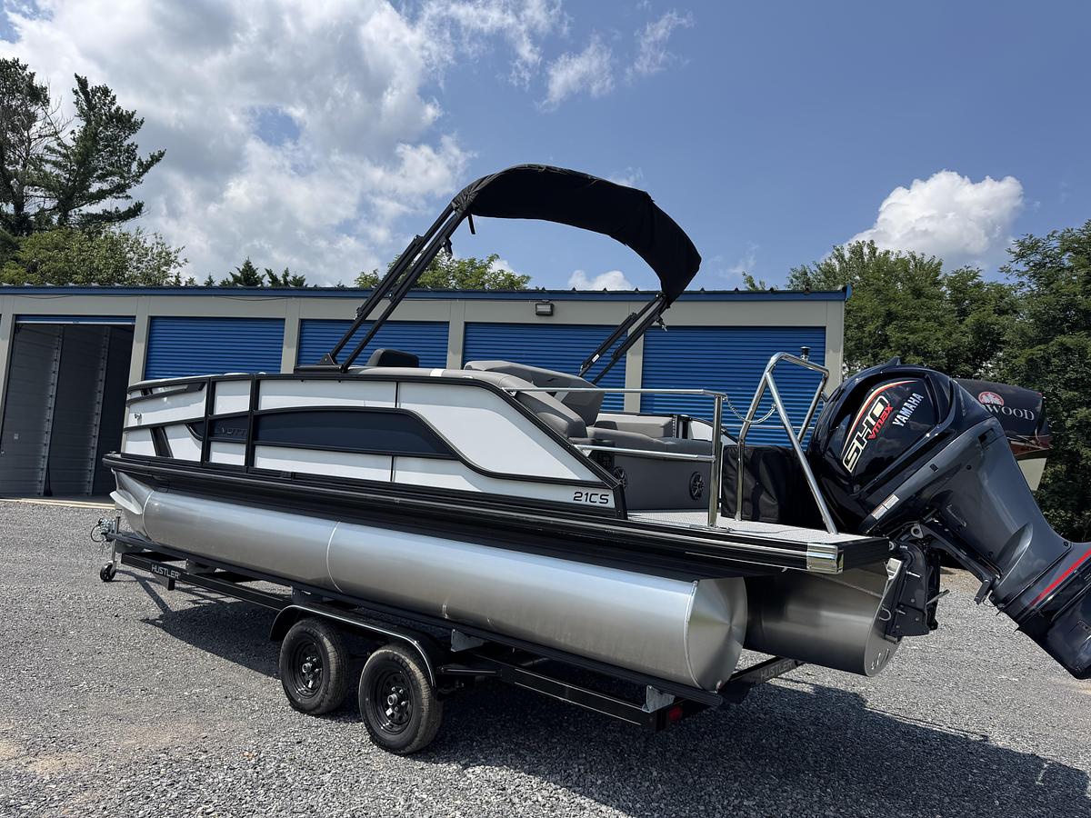 2027 Evotti 521CS 23.5 ft.