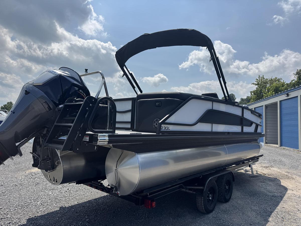 2027 Evotti 523QL 25.5 ft.