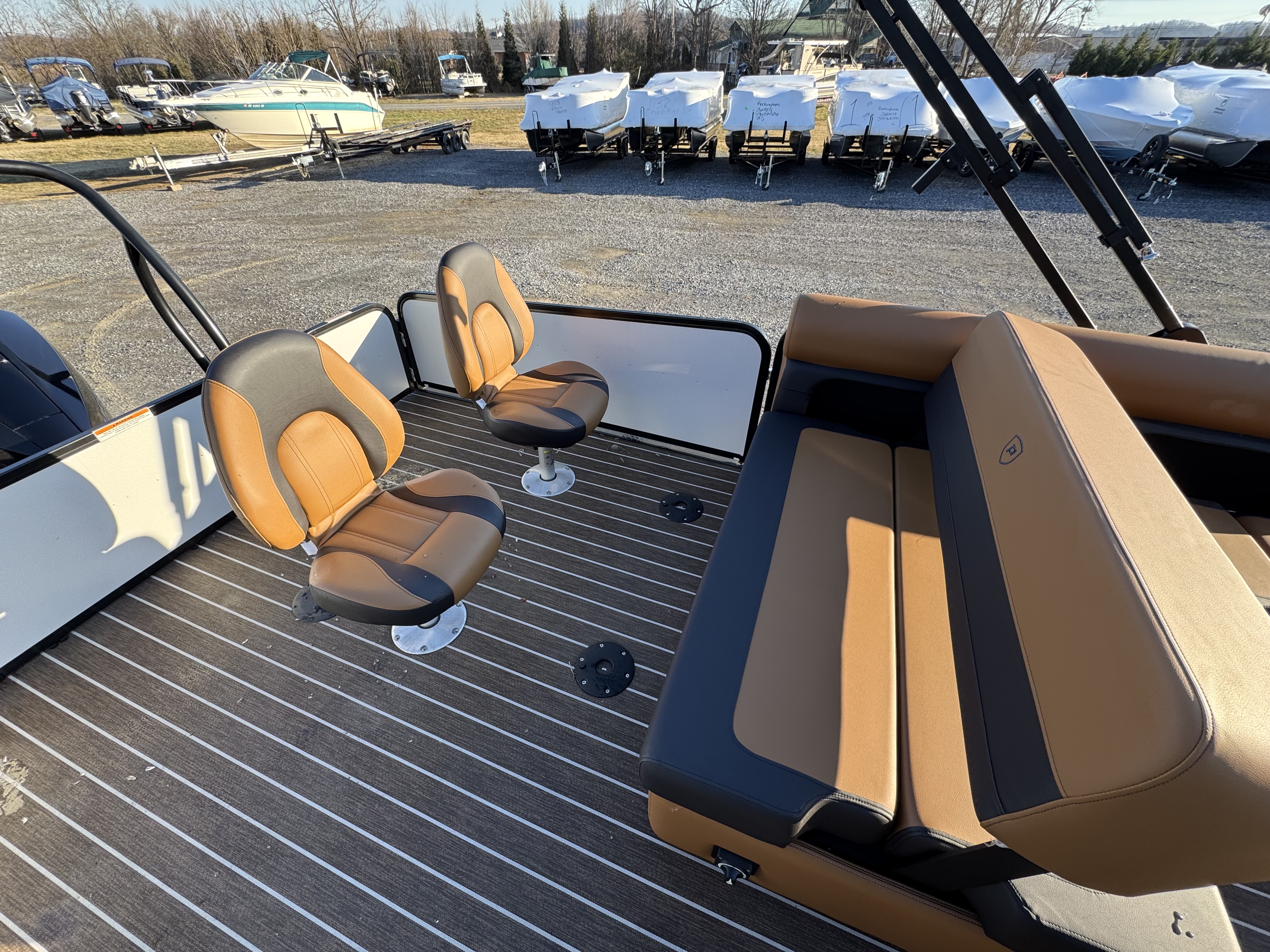 2026 Premier 230 SunSation RS (Rear Social)