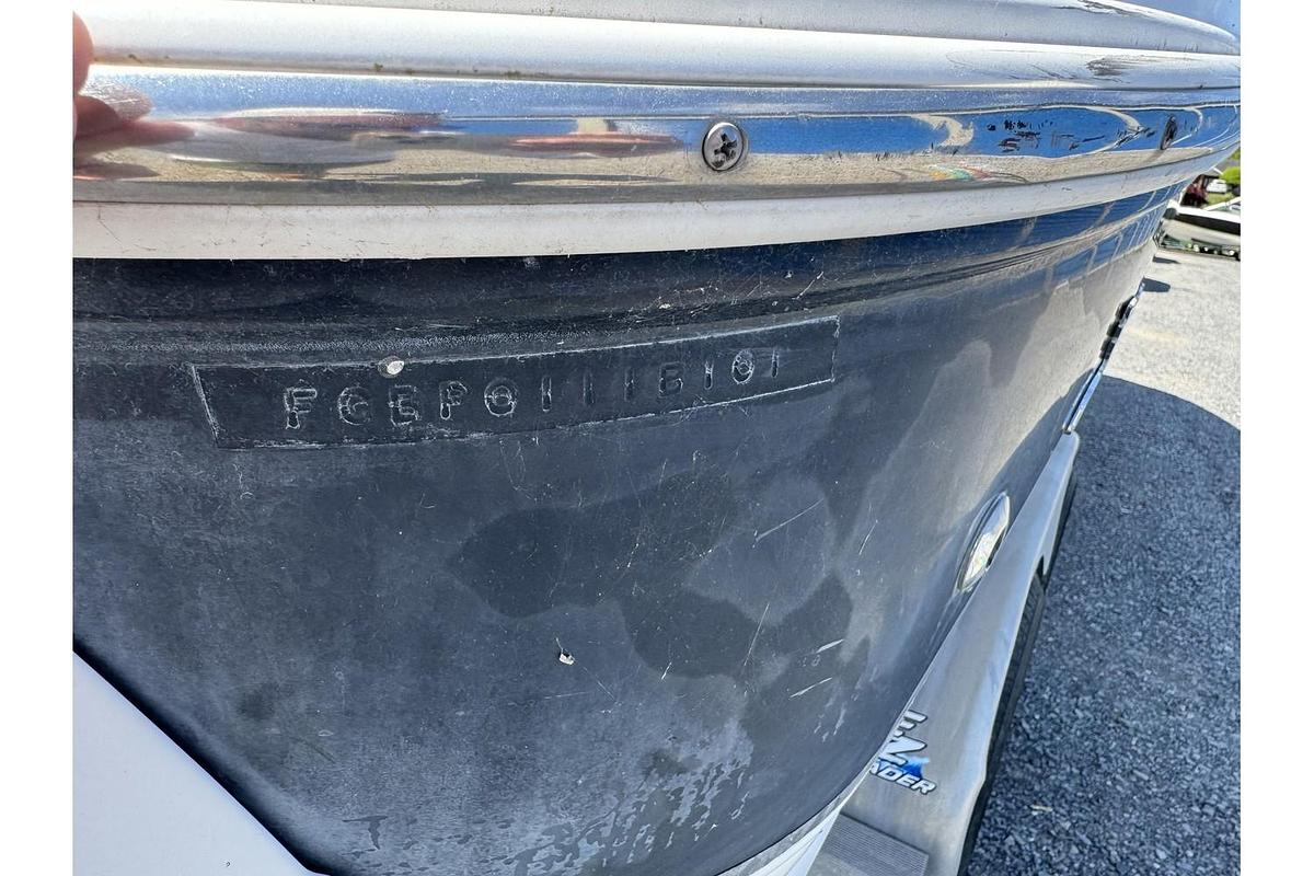 Used 2001 Chaparral Sunesta 263