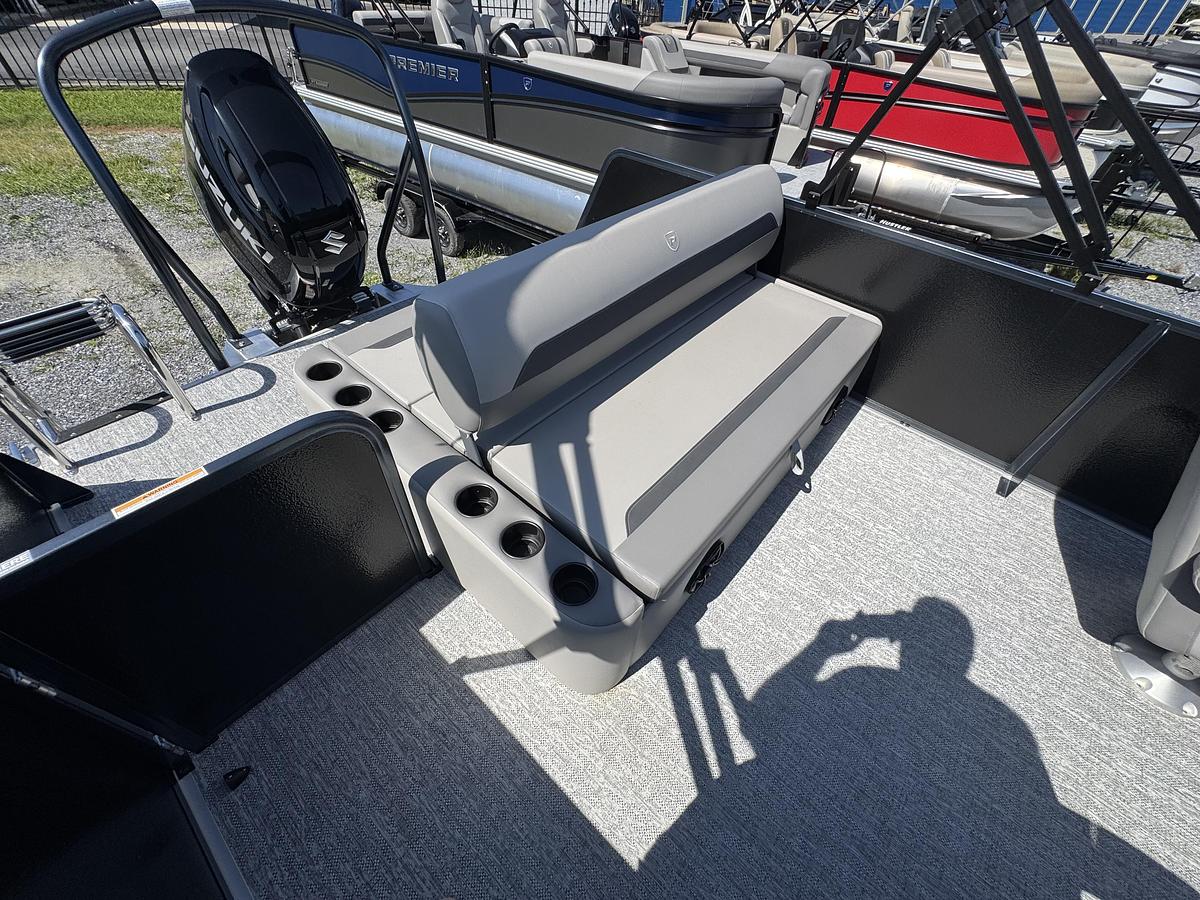 2026 Premier 220 SunScape RL