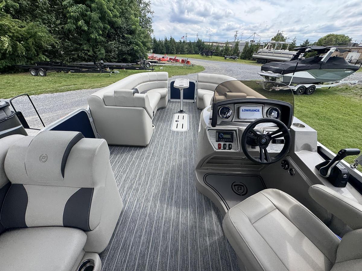 Used 2022 Premier Sunspree RE 230 CL