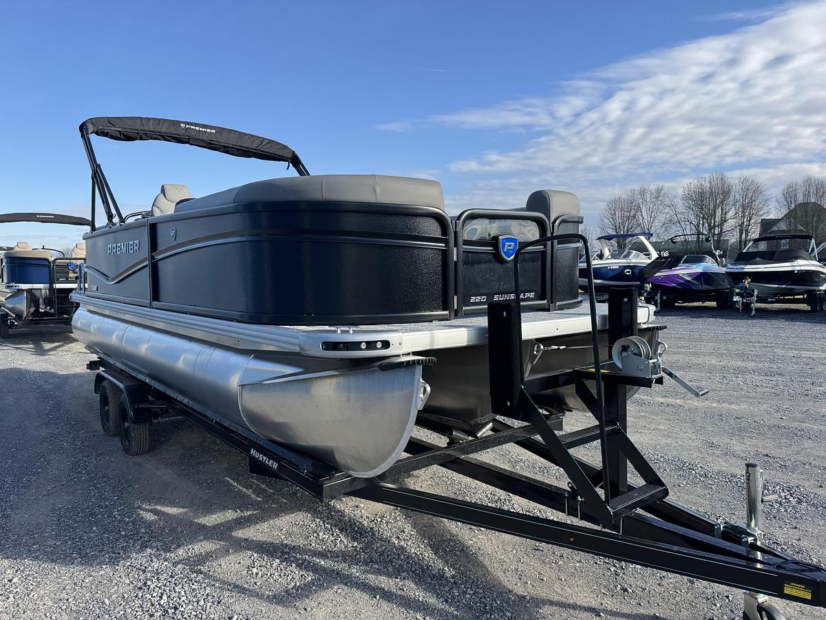 Used 2026 Premier 220 SunScape RF