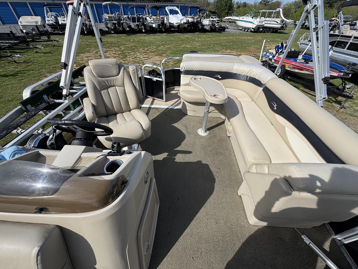 Used 2008 Bennington 22 SL