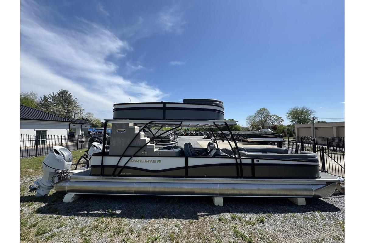 2025 Premier Escalante 330